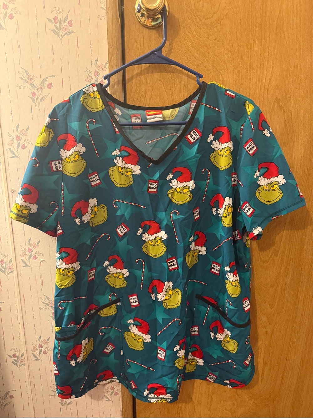 Grinch Print Green Scrub Top - Unbranded